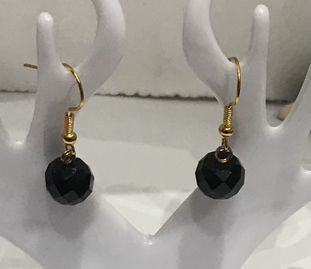 Black Dangling Earrings-BDE468
