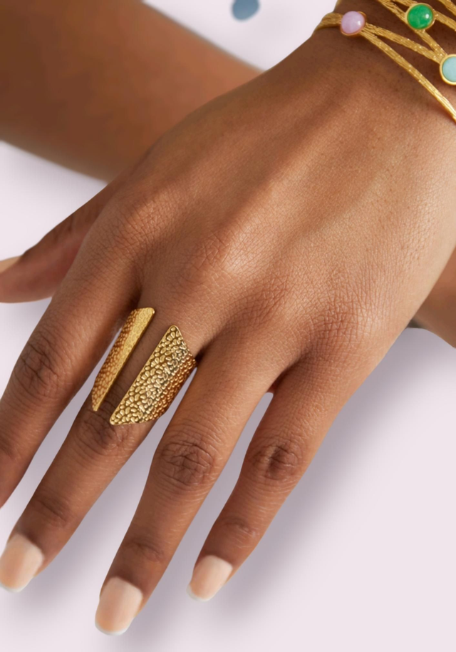 Bague doré ajustable 