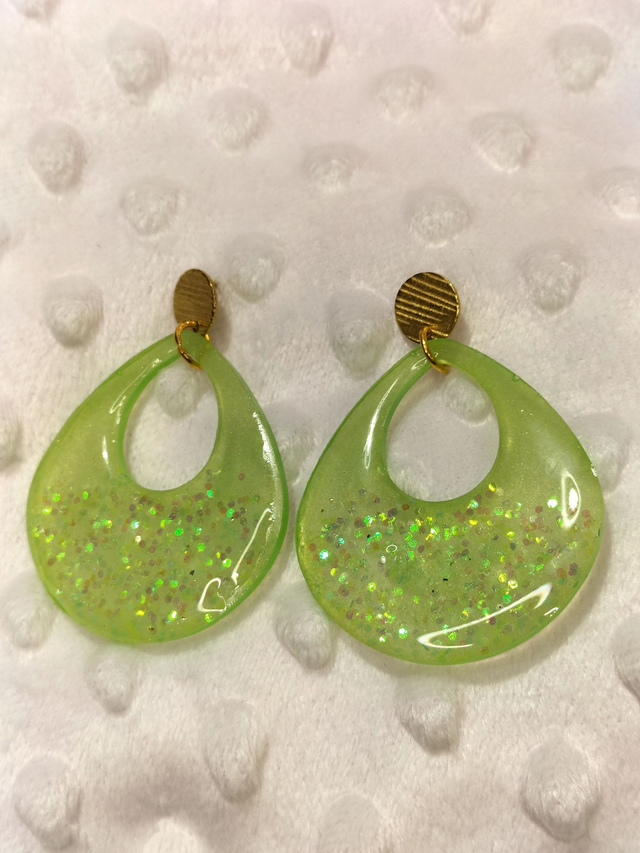 Boucles d&#039;oreilles vertes et paillettes