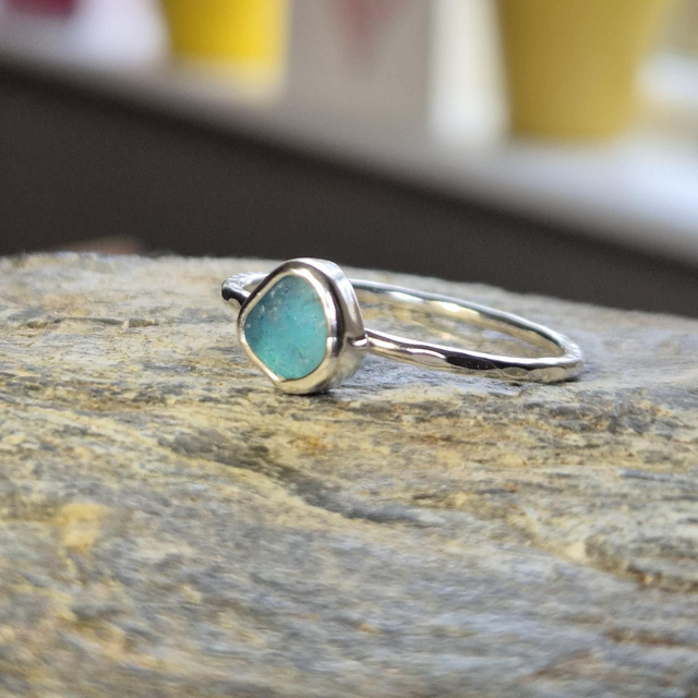 Size V Turquoise Sea Glass and Sterling Silver Ring 