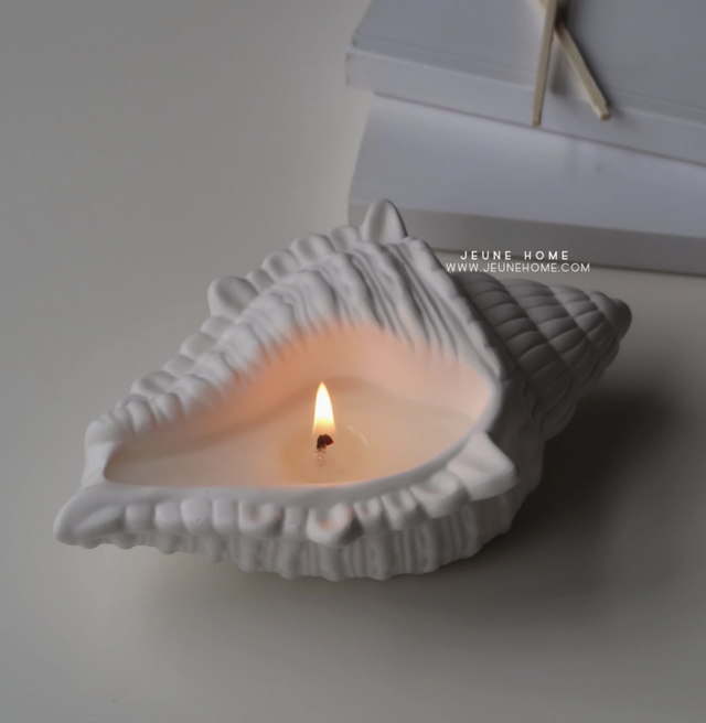 JEUNE - Conch Shell Candle 
