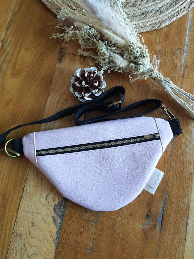 Banane enfant rose pâle 