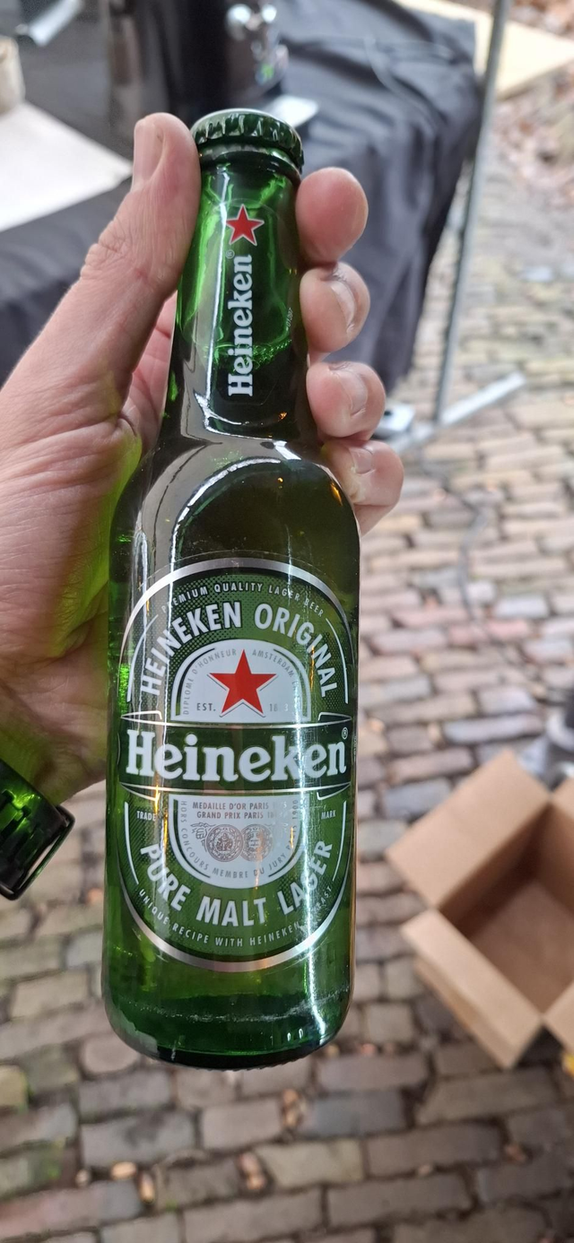 AAAAAAAAAAHeineken