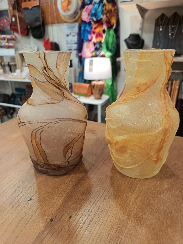 Vase recouvert de soie