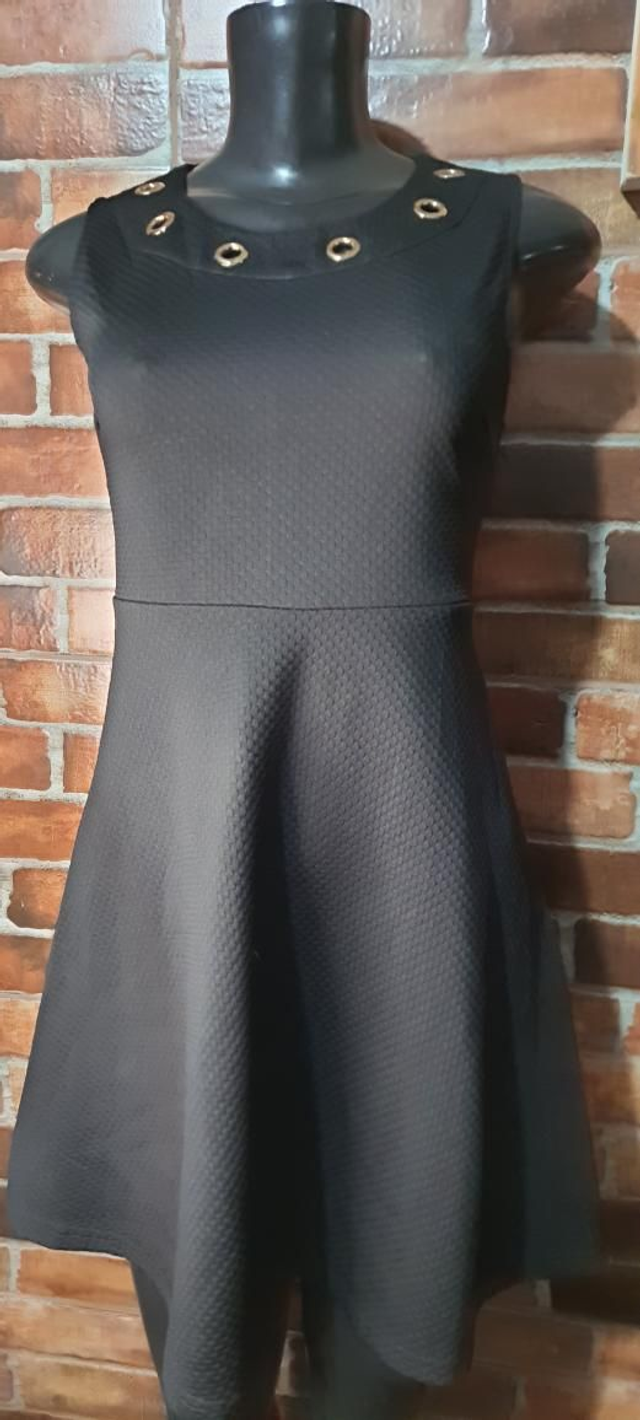 Vestidinho Preto, T/p