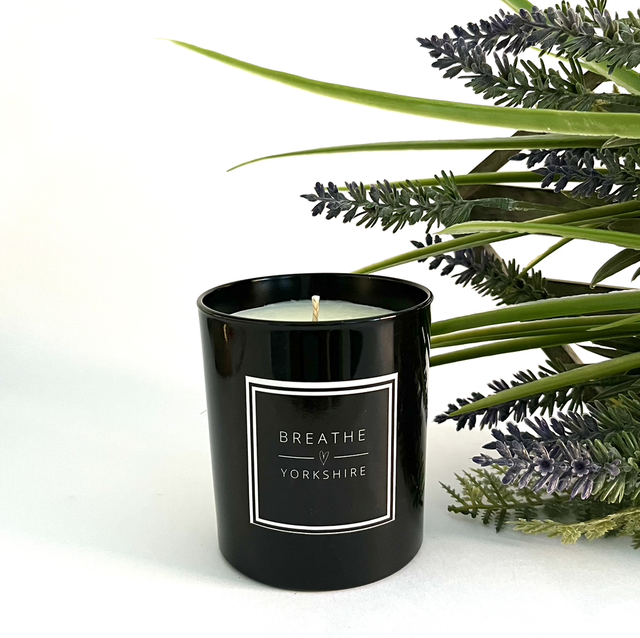 Lavender &amp; Chamomile Scented Candle 