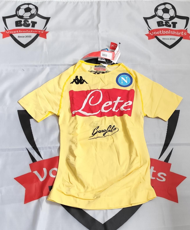 Napoli Player Issue Compression Baselayer 2015/2016