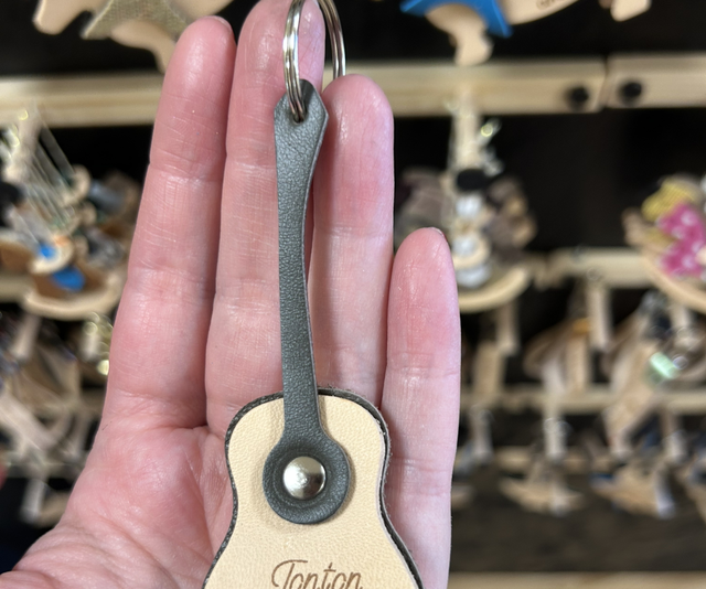 Porte clés guitare personnalisée