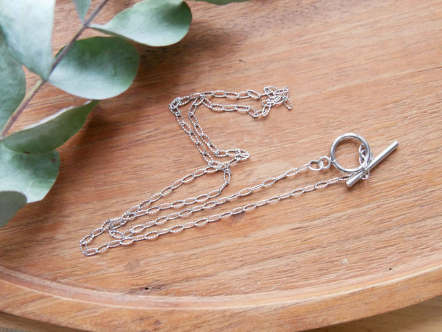 Chaine argentée mailles très fines