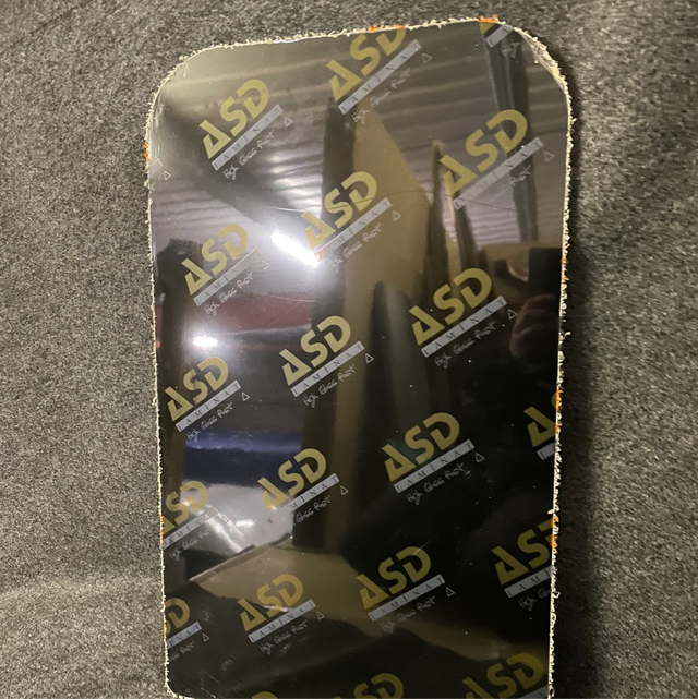 Gloss Black table with leg and rail