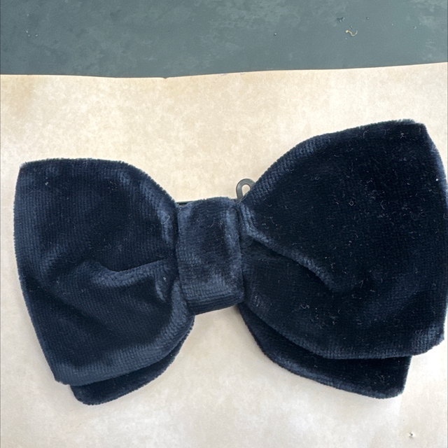 Bow tie