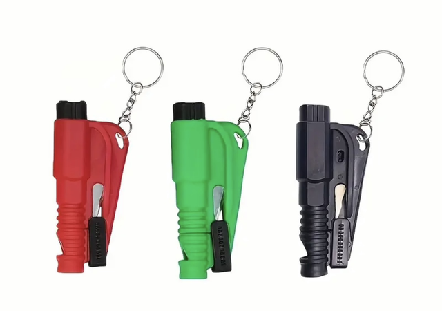 3 in 1 Emergency Car Safety 