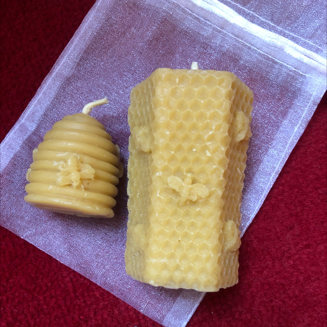 Moulded beeswax candles 2pc