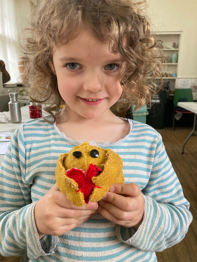 Dahlia the Care Emoji Kit