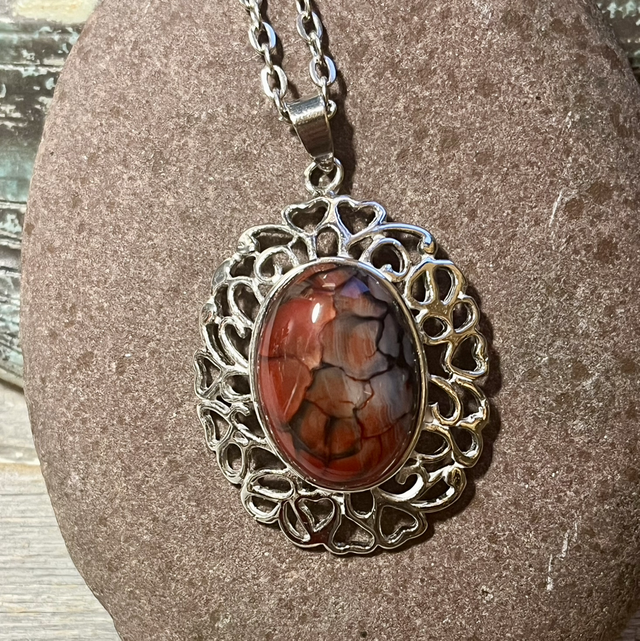 Lohikäärme Akaatti kiviriipus 