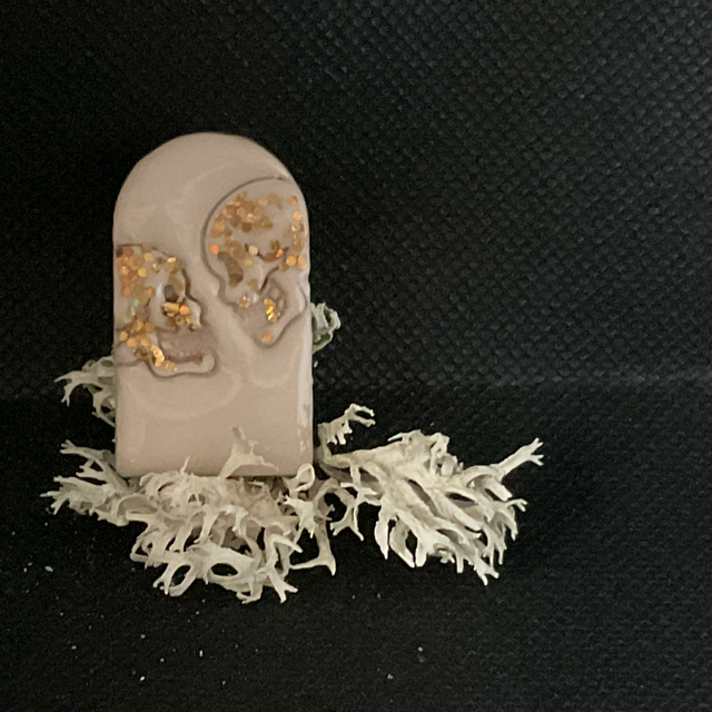 AS7 MAGNET duo skull en pâte polymère 2.2cm x 3.8cm
