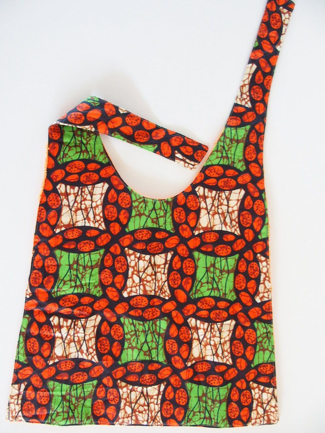 Serviette bavoir Wiki