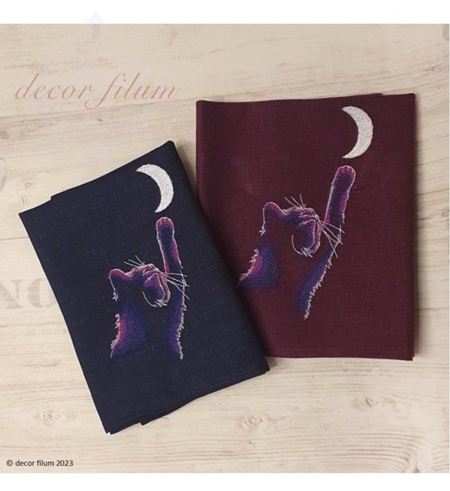 besticktes Geschirrtuch aus Leinen mit Katze und Mond