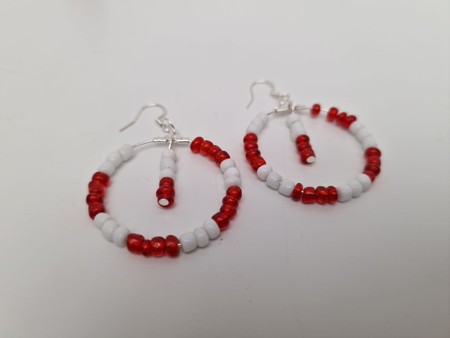Boucles D'oreilles Créoles Pendantes Acier Perles Rouges Blanches
