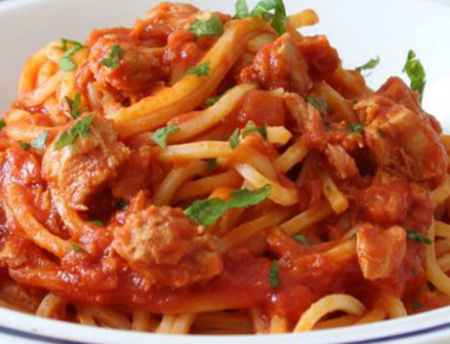 Vendredi: 06.02 Spaghetti au thon  