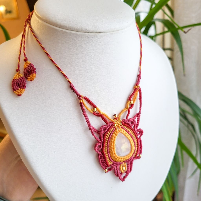 Collier prémices du printemps