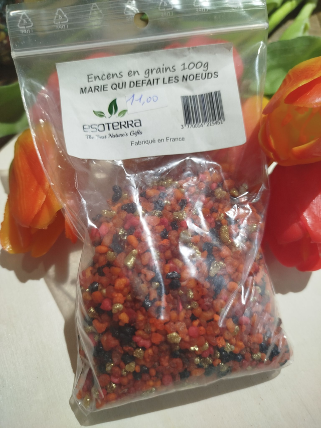 encens en grain marie qui défait les noeuds 