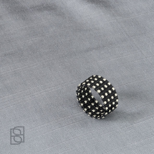 EQUAL DOTS ring