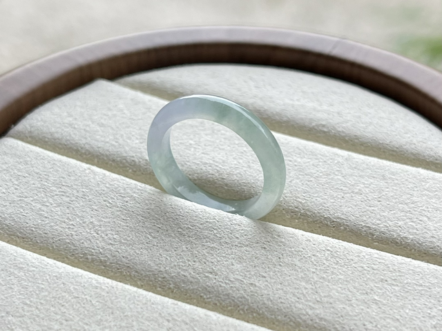 Bague en jade - Chuncai