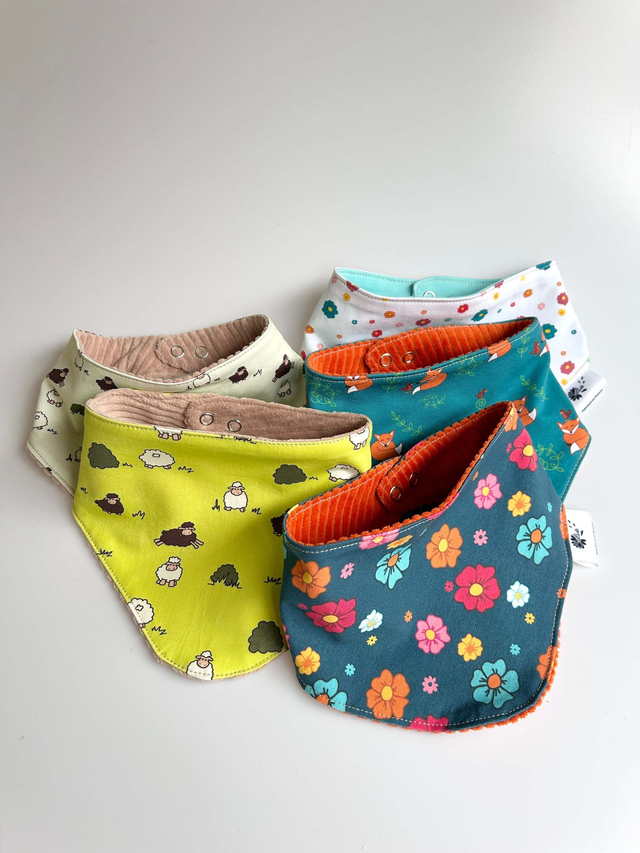 Bavoir bandana Collection «Rouki et Capucine»