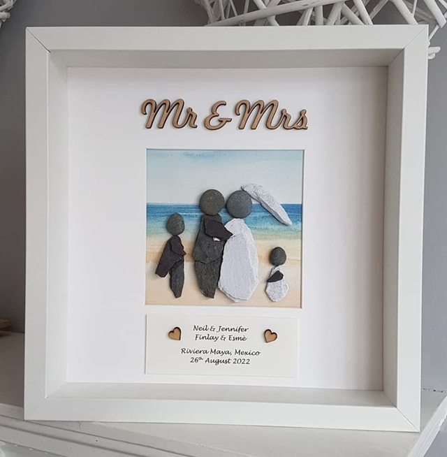Mr &amp; Mrs wedding gift | Beach wedding design | Personalised wedding pebble picture 