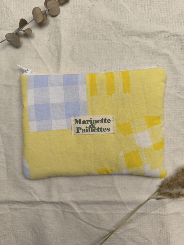Pochette upcyclée - bleue et jaune
