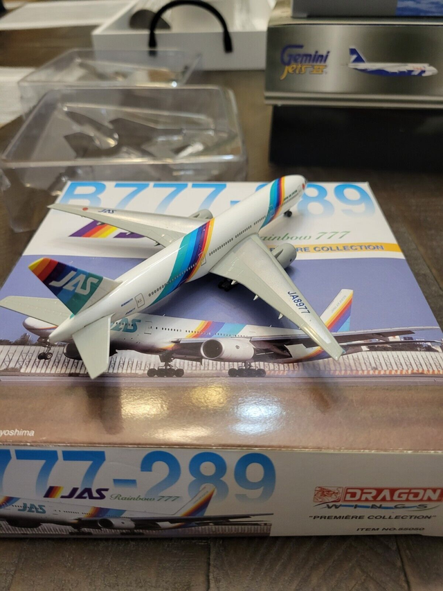 JAS Japan Air System B777-200 (JA8977), 1:400
