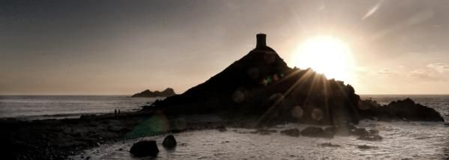 Iles sanguinaires (Corse du sud)   35x98 sur alu dibond