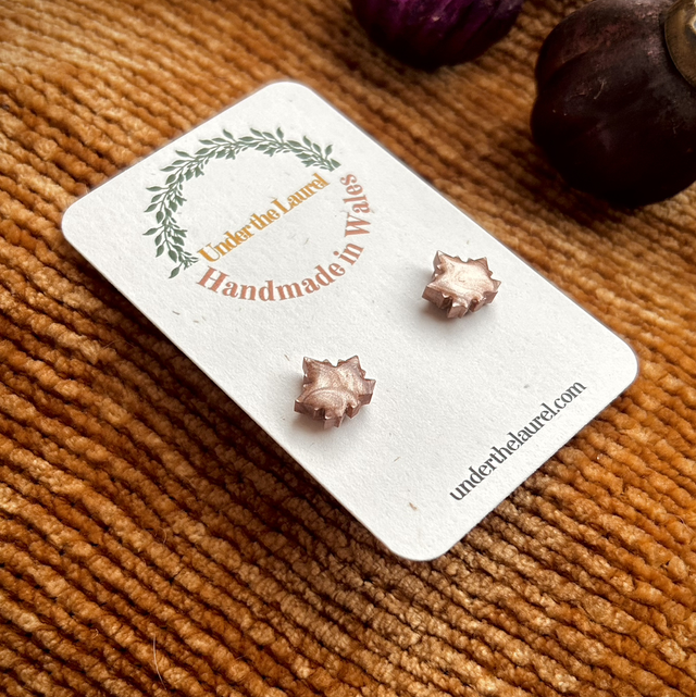 Maple Leaf Studs - Style 4 