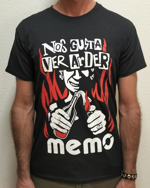 Camiseta "Nos gusta ver arder"