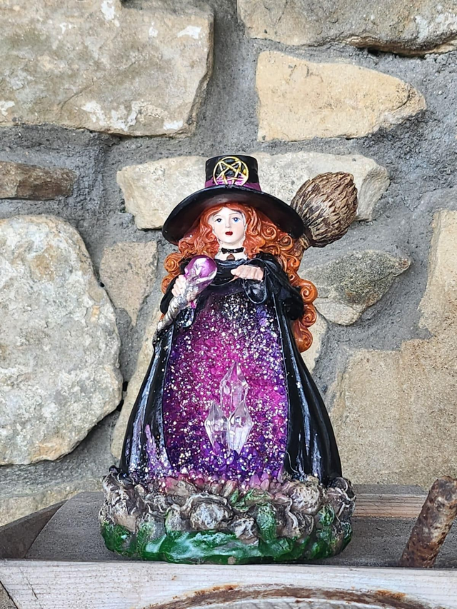 Irish Witch Backflow Incense Burner 