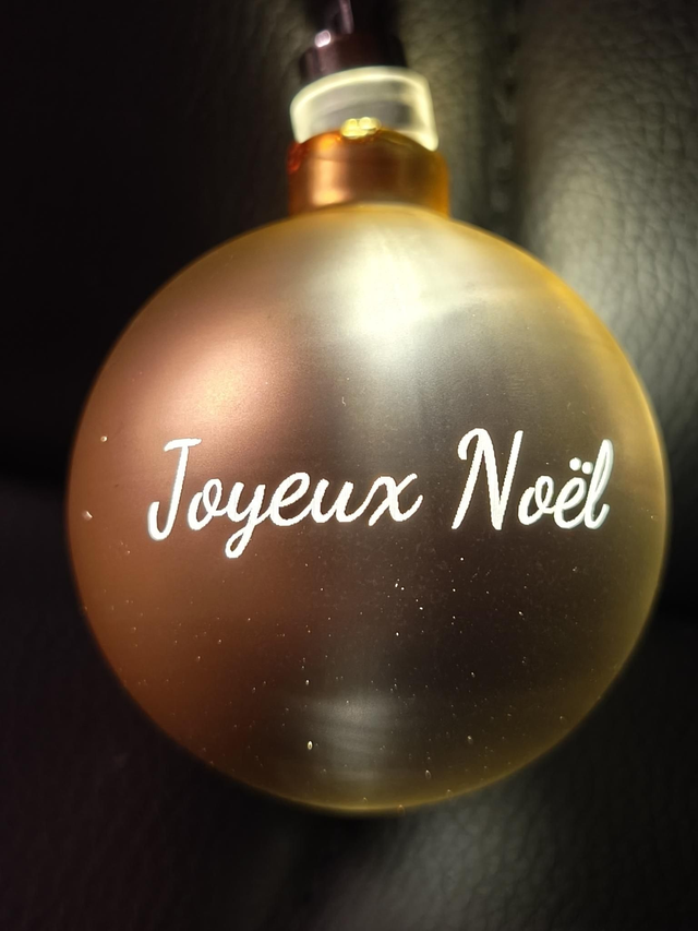 Boule de noël en verre