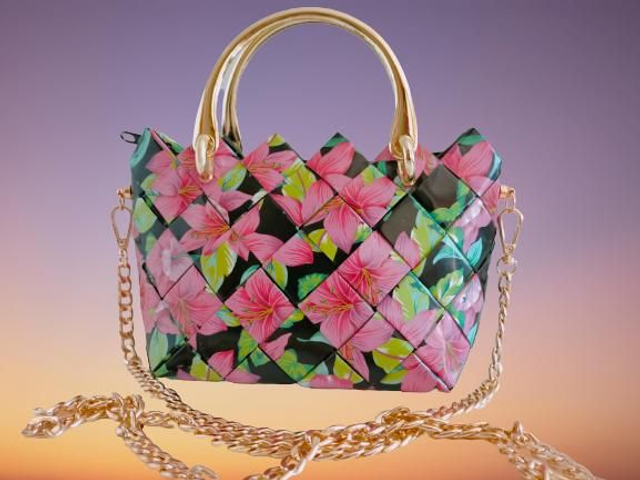 Dakota flores rosa y negro