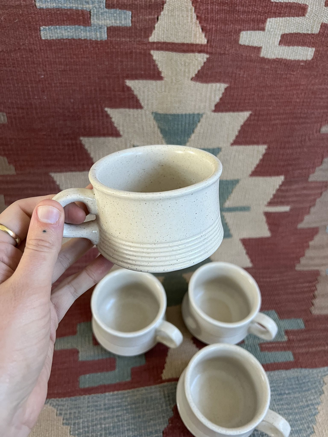 Mug - White - 70's Style (Price per cup)
