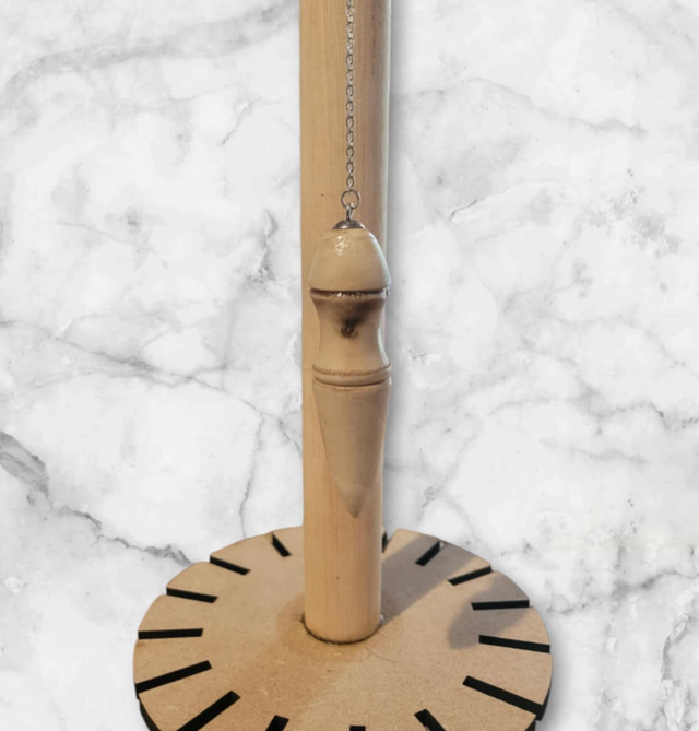 Pendule 22 en bois de cerisier