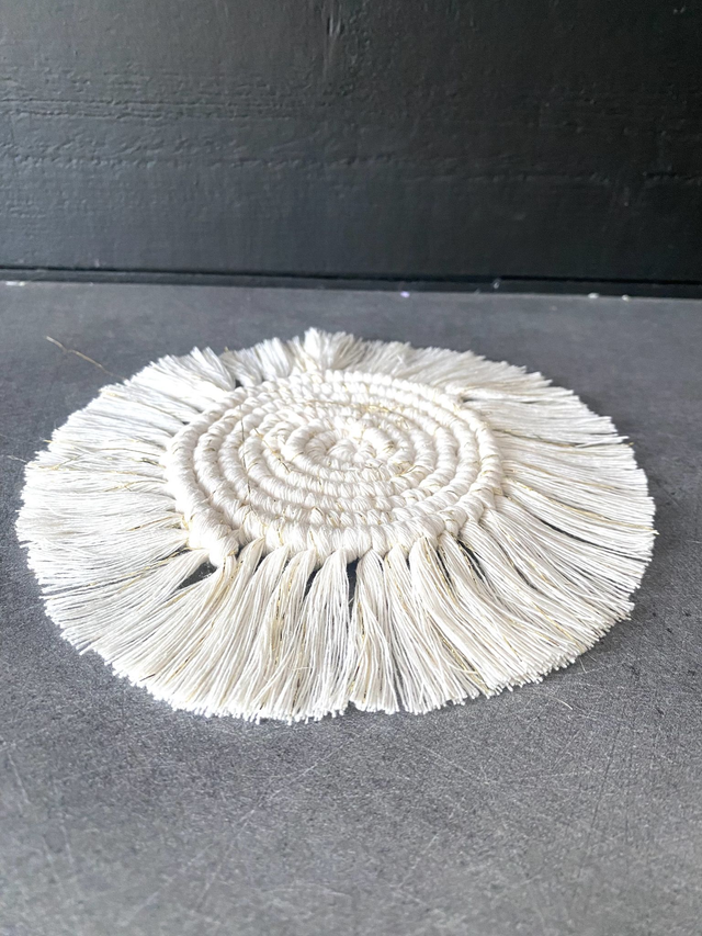 Sous verre en macramé