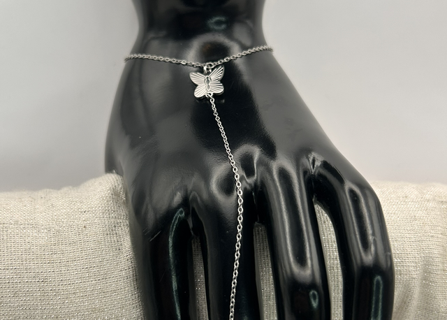 Chaîne de main butterfly argenté 