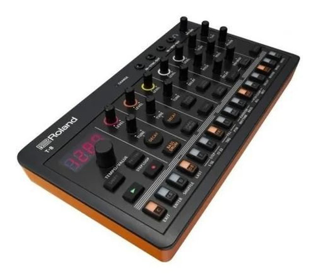 Roland T8 Beat Machine 
