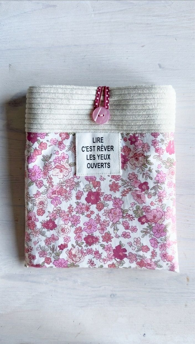 Pochette à livre " Les fleuries"