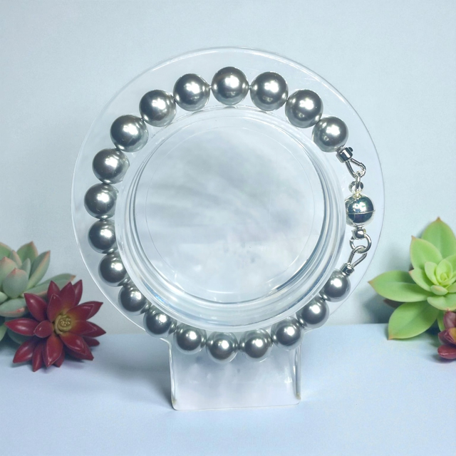 Silver shell pearl bracelet