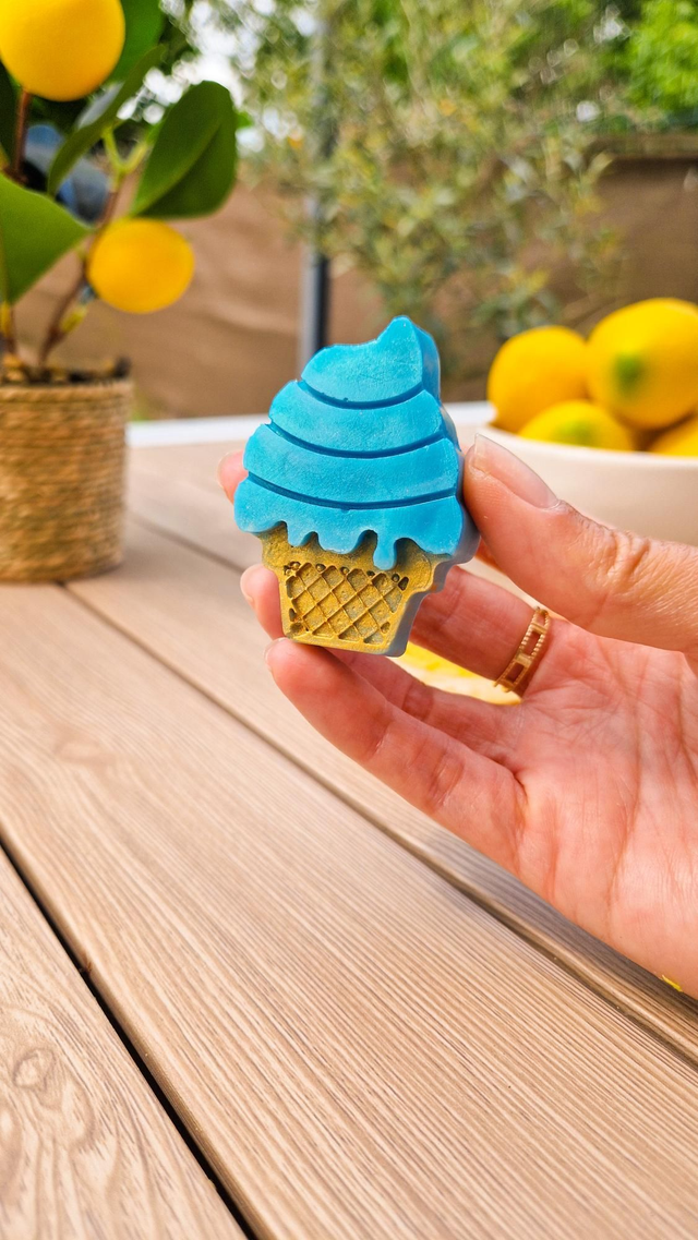 Fondant parfumé - Cornet de glace - Bonbon Schtroumpfs