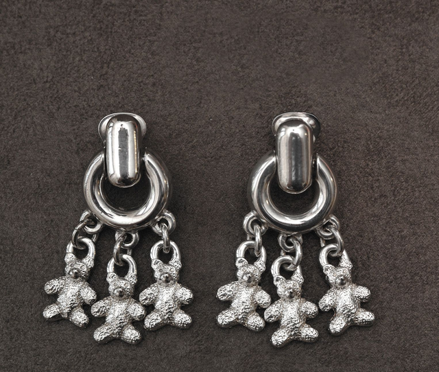 Paire de boucles d'oreilles breloques Oursons vintage Agatha  (collector)