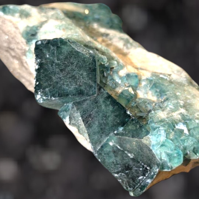 Druse de Fluorite verte 957 gr