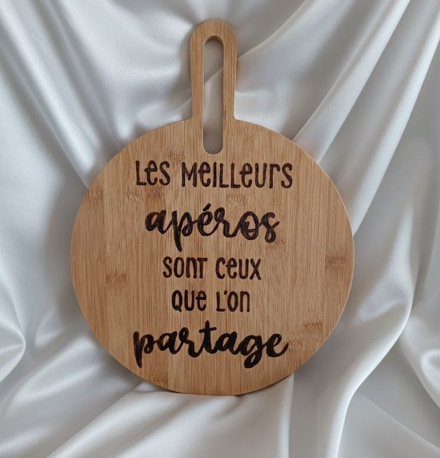 Grande planche "les meilleurs apéros sont ceux que l'on partage"