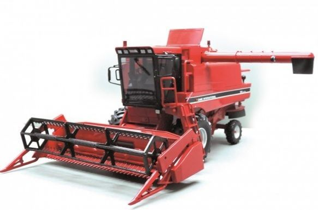 Rep 113 moissonneuse axial flow 1640